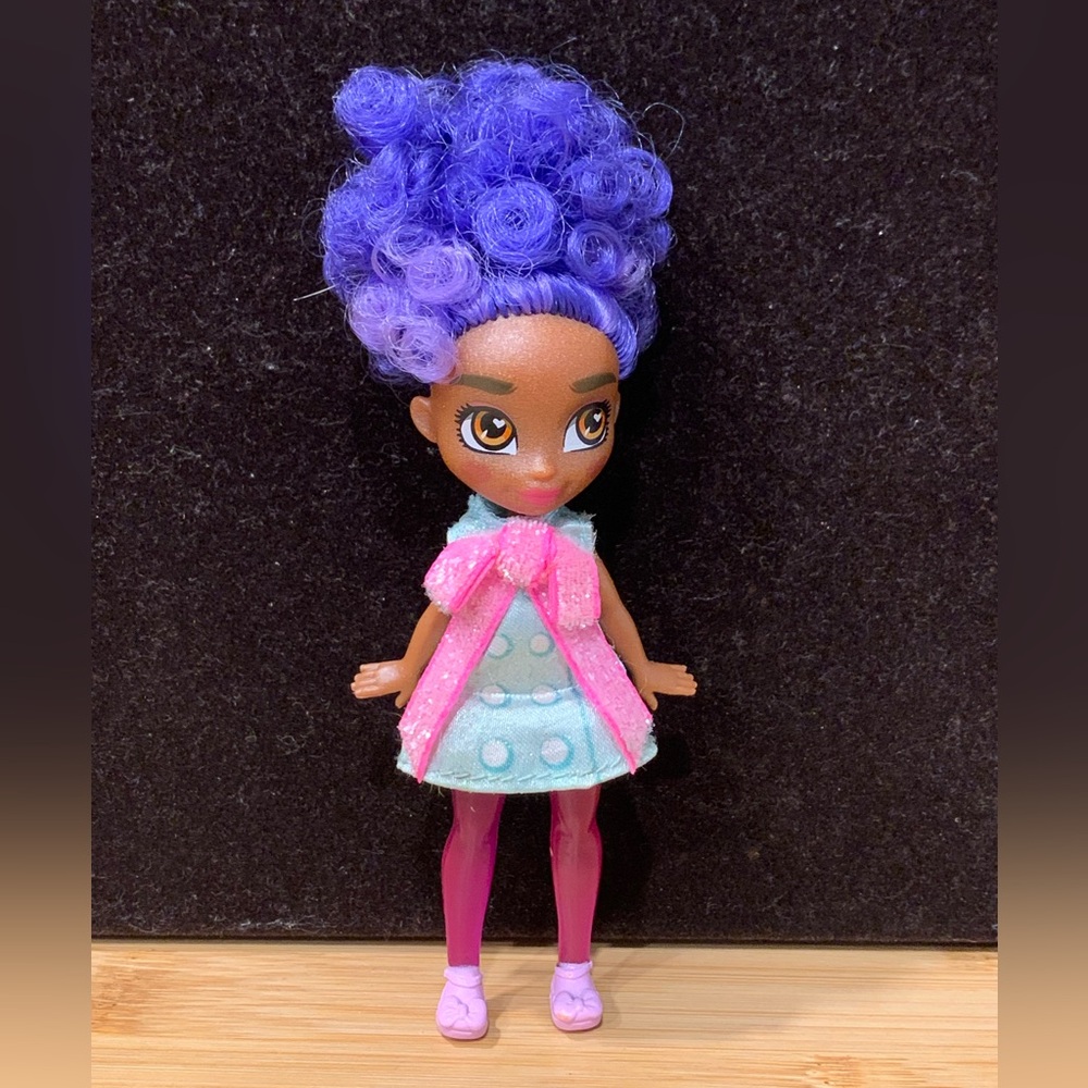 Hairdorables Doll & Accessories